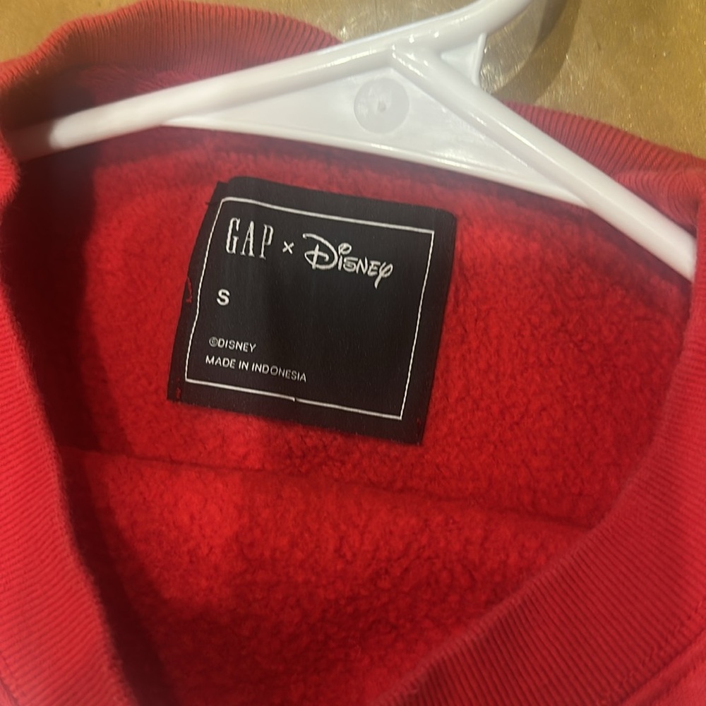 GAP Red Mickey Cropped Sweatshirt and Joggers Set - Picture 5 of 11